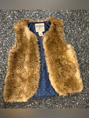 Oshkosh B'Gosh Girl's Sleeveless Shaggy Faux Fur Jacket Vest 4/5 Brown Navy Blue